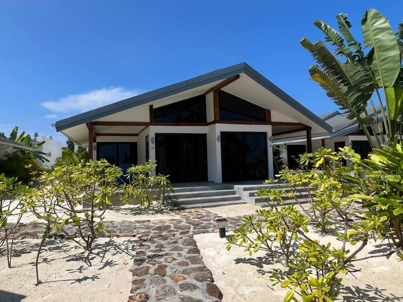 You&Me Resort Pagoda Beach Exterior photo